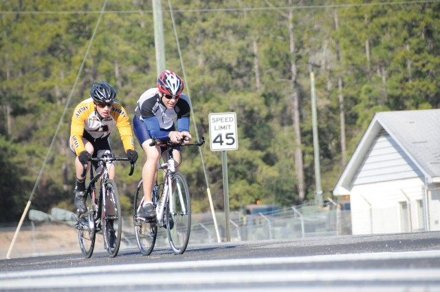 Triathletes dominate Fort Rucker bike race