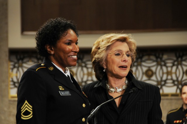 Senate resolution celebrates women in military
