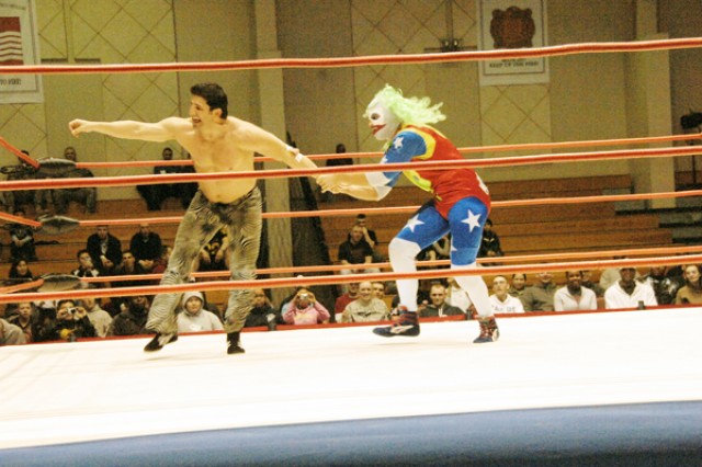 ICW Wrestlers entertain on Casey Garrison
