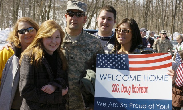 Welcome home, SSG Robinson