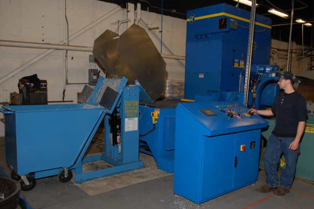 Recycling tool turns metal into money