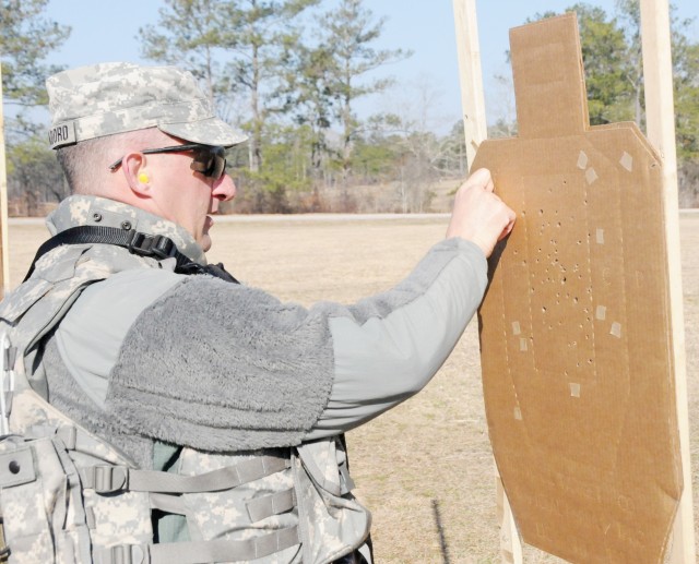 Shoot Down Assessment Team Soldiers receive advanced weapons training