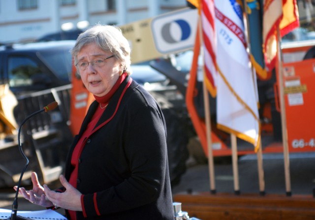 Presidio, DLIFLC break ground on new instruction building