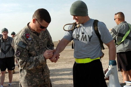 DVIDS - News - Ft. Campbell Soldiers honored at Tennessee Titans game