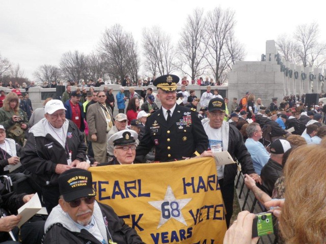 WWII Memorial Honor Flight Ceremony