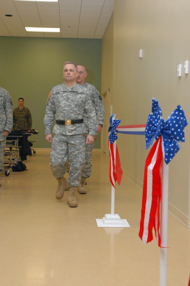New Armed Forces Reserve Center Opens For Business