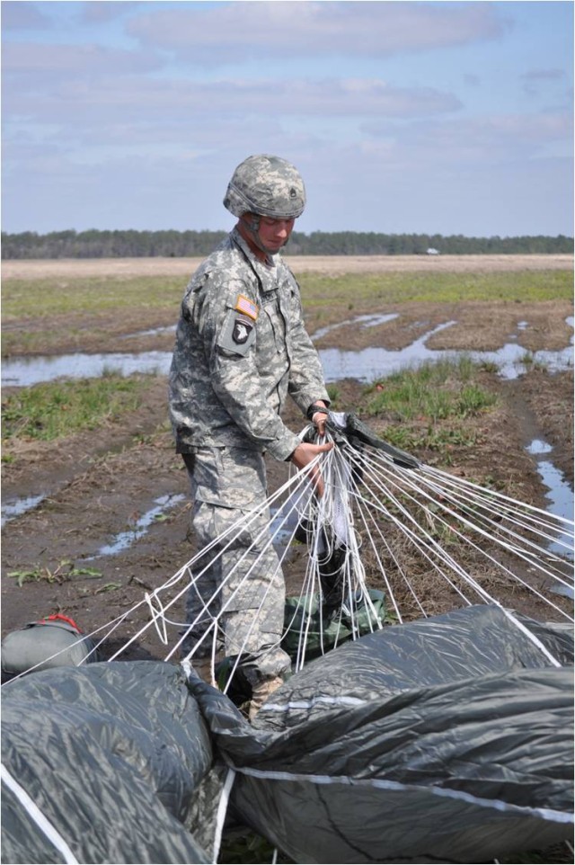 Fort Benning paratroopers make first jump using T11