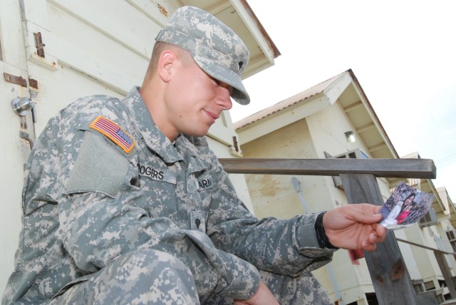 Guantanamo servicemembers use resources to connect with families