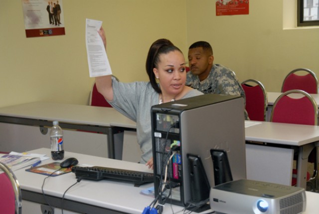 Warriors learn how to apply for a federal job