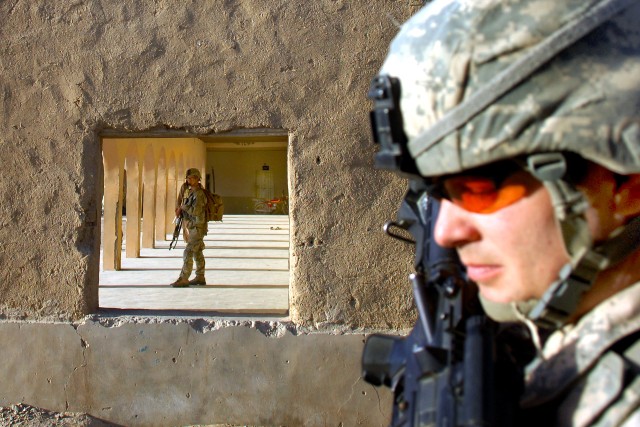 Afghanistan troop level to eclipse Iraq by midyear