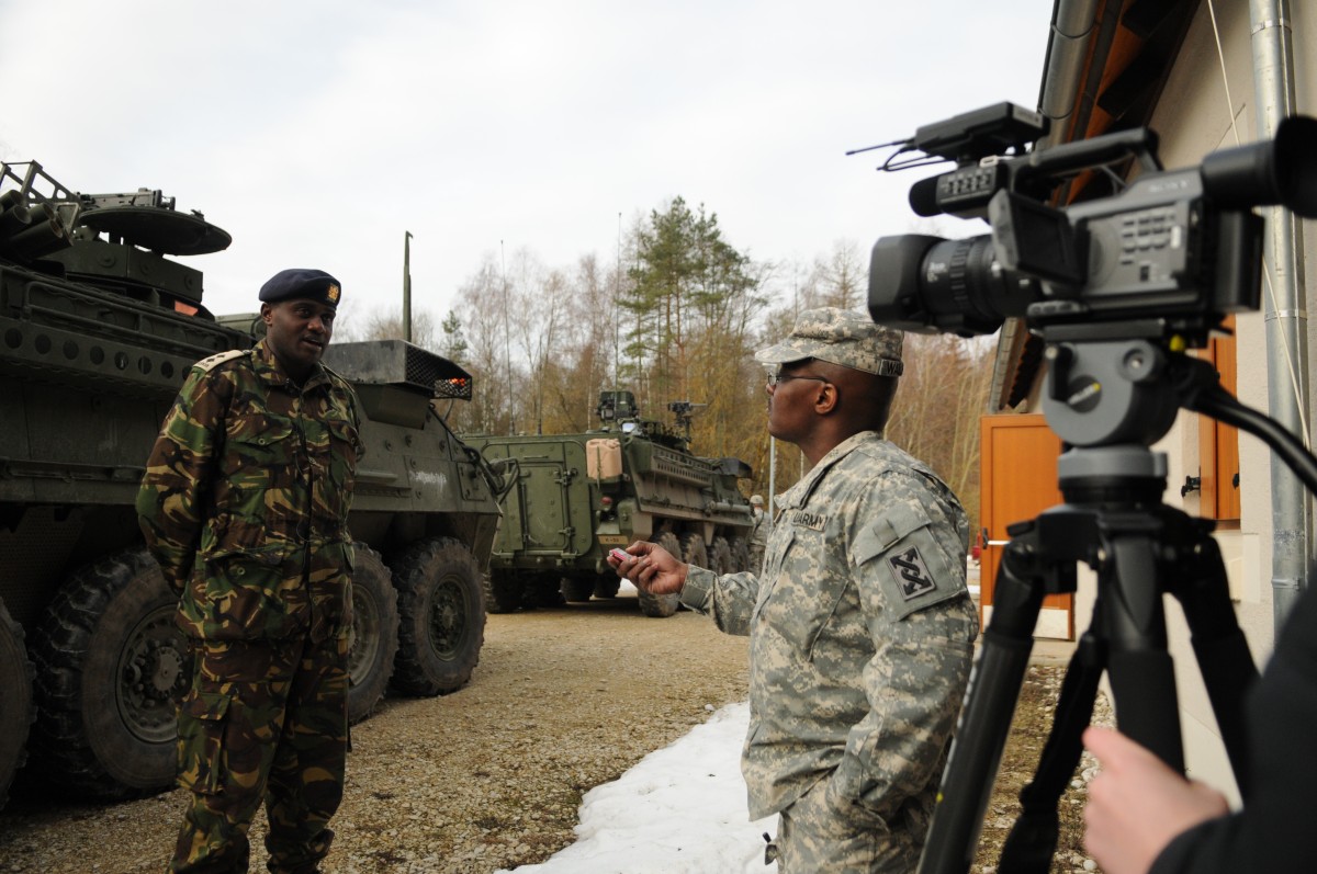 Kenyan Public Affairs Officers Visit Joint Multinational Readiness 