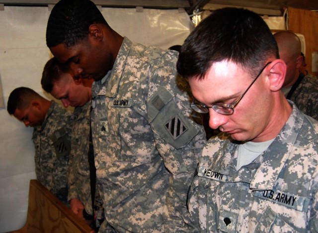Soldiers remember lost comrade