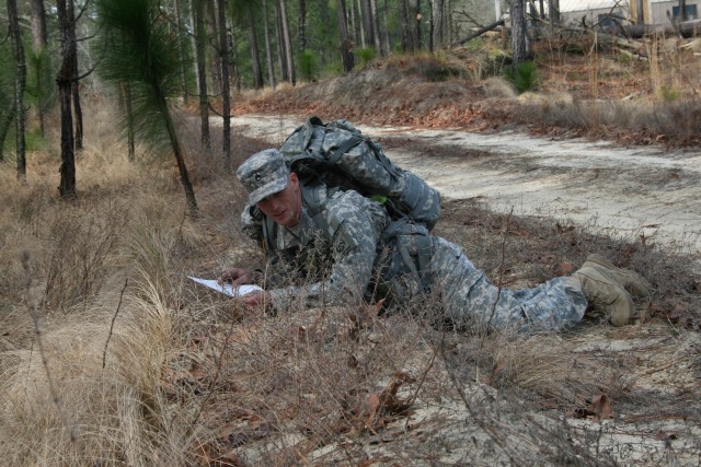 Artillery sergeant, cavalry troop win 82nd Airborne Division NCO, Soldier of the Year