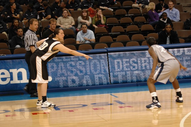Carson women hit &#039;big time&#039;