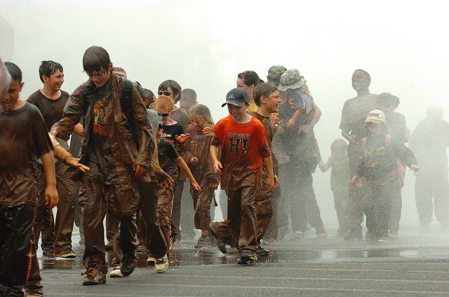 Children of Deployed Soldiers compete in 2/6 CAV Spur Ride