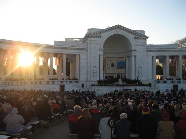 EASTER SUNRISE SERVICE AT ARLINGTON NATIONAL CEMETERY