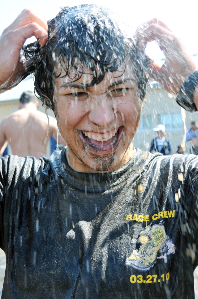 Fifth Mud Run makes huge splash
