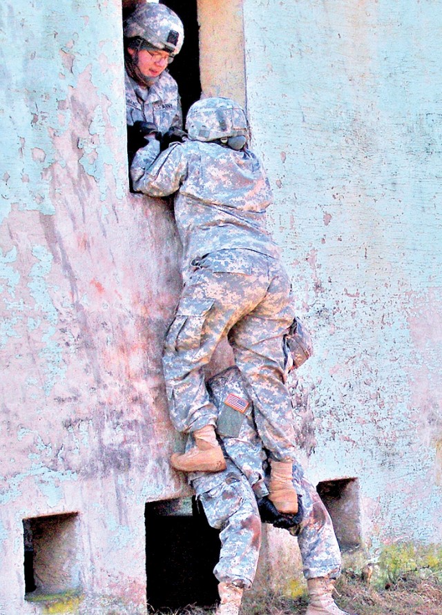 Baumholder MPs build esprit de corps with Warrior Challenge