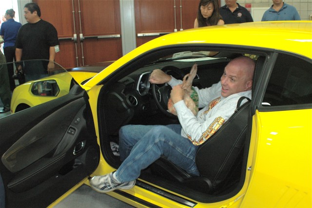 Honolulu Auto show: Cool, classic cars awe spectators