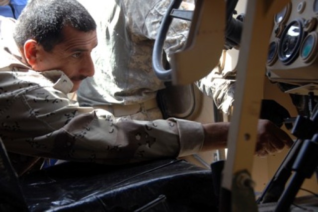 Humvee maintenance class tunes-up ISF knowledge