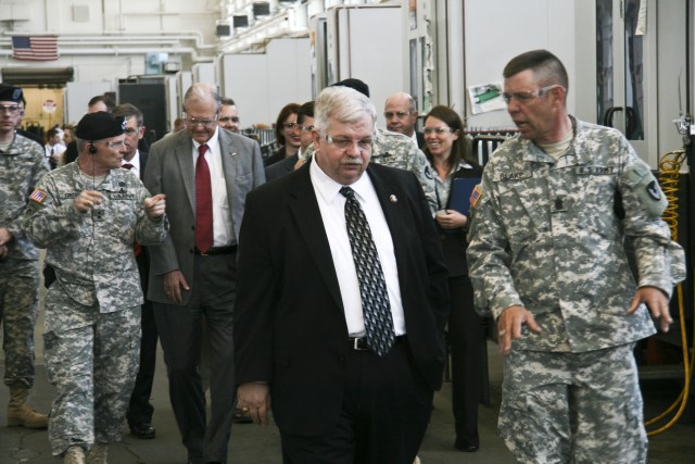 Reps. Skelton, Hare visit Arsenal