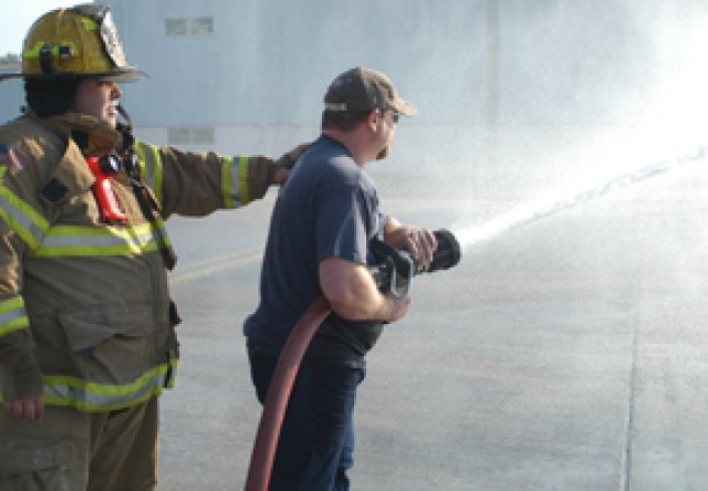 Fort Polk DES hosts annual fire school