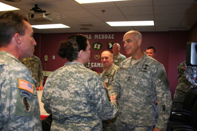 Chief of the Army Medical Service Corps greets Fort Campbell Army medical leaders 