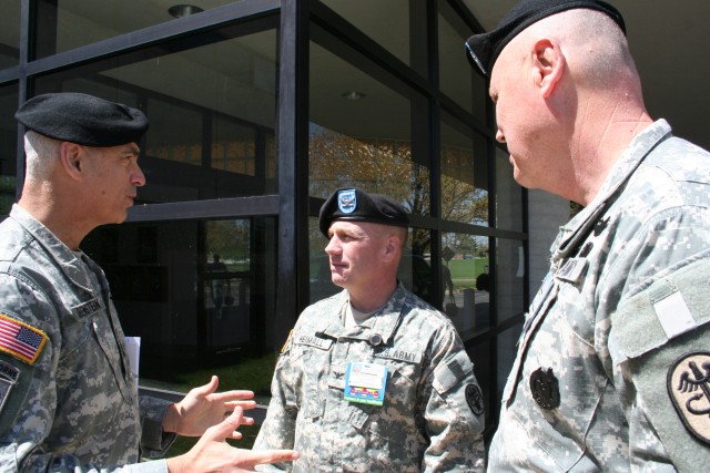 Chief of Army Service Corps shows appreciation to BACH leaders