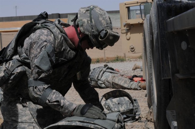 Soldiers train to save lives in combat