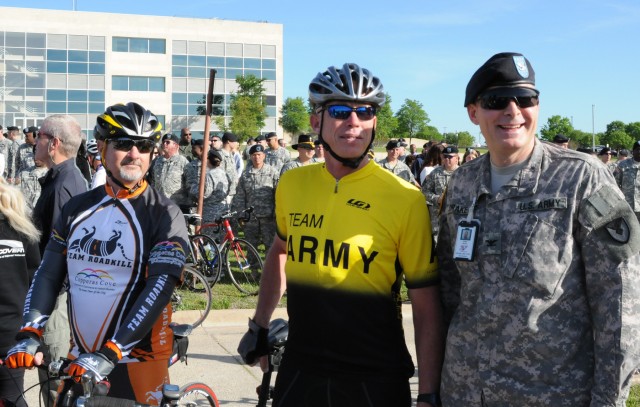 CTSF Director with R2R riders