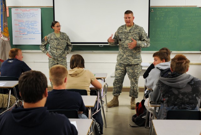Sustainers share Haiti experiences with North Bullitt High JROTC