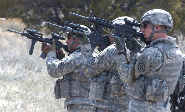 Cavalry Soldiers hone angular marksmanship skills