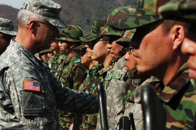 Allies launch &#039;historic&#039; training barrage