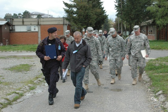 KFOR, KP work together to plan response exercise in Gjilan/Gnjilane