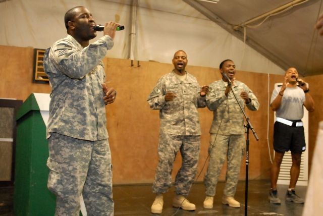 Faith-based men&#039;s conference draws soldiers together