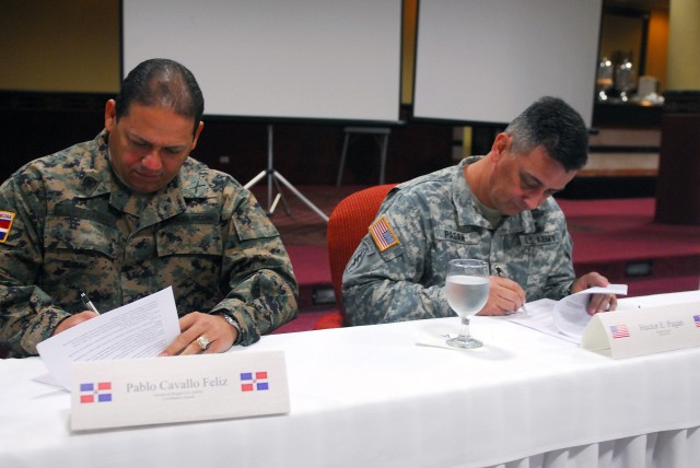 SOCSOUTH Troops, Dominican partners prepare for Fuerzas Comando exercise during final planning conference