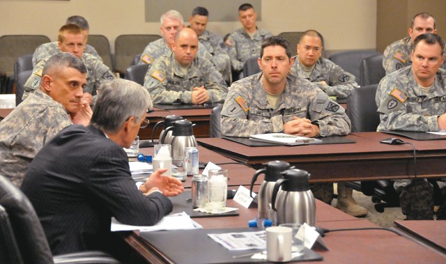 Army Secretary McHugh visits Fort Leavenworth