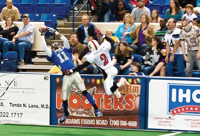 Columbus Lions treat military to a football game