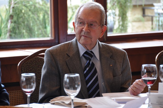 World War II veteran of the Pacific