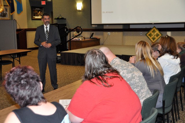 Spouses receive Iraqi cultural awareness class