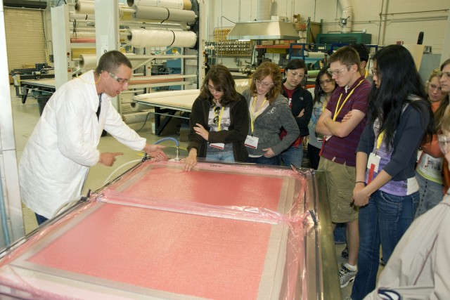 Military program promotes science, engineering education