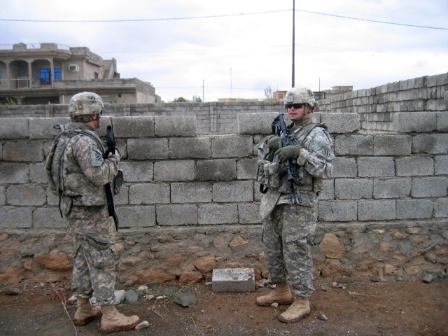 Desert Rogue saves lives, awarded Bronze Star