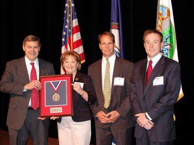 Fort Lee earns award