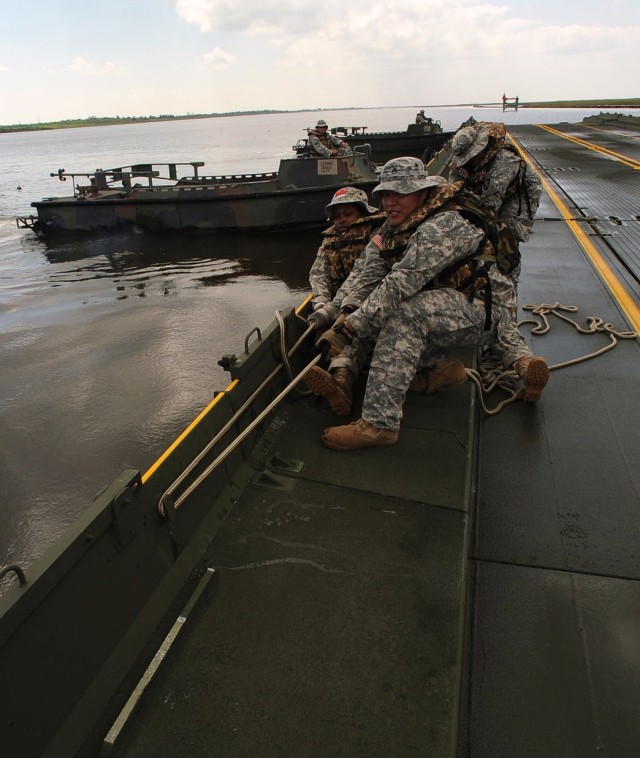 Buiding the pier 