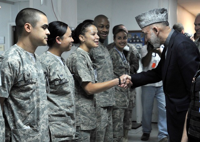 President of Afghanistan visits Afghan and Coalition Forces on BAF