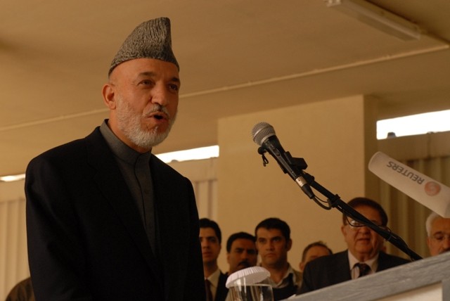 President of Afghanistan visits Afghan and Coalition Forces on BAF
