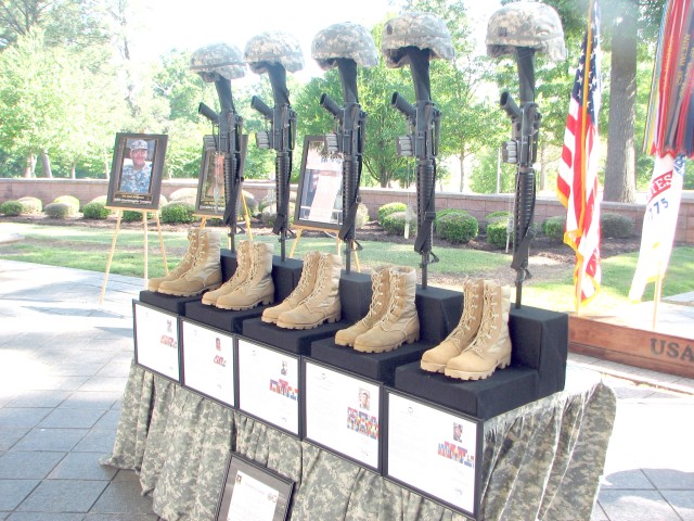U.S. Army Reserve honors fallen comrades