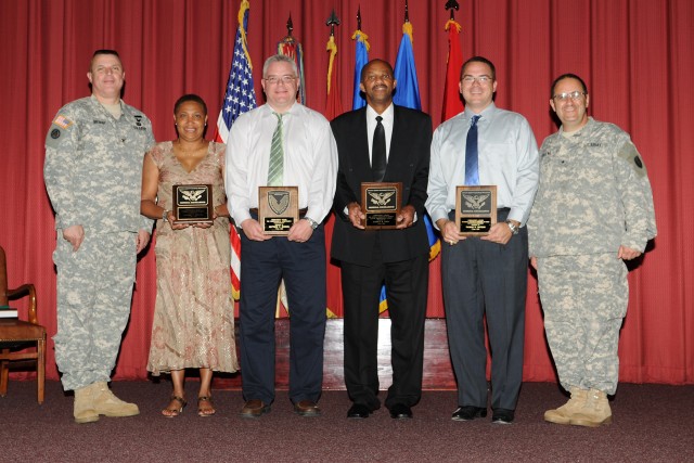 AMRDEC honors workforce with awards