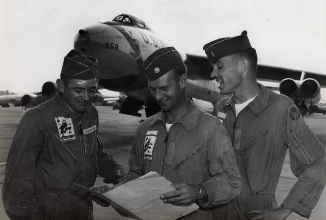 History of Hunter Army Airfield, B-47 Crew 1957