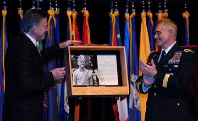 Pair join ranks of Fort Leavenworth Hall of Fame